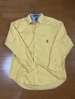 TOMMY HILFIGER イエロー長袖シャツ