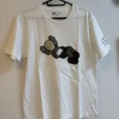 【本日限定セール】KAWS キャラクター Tシャツ Mサイズ ホワイト　Mサイズ