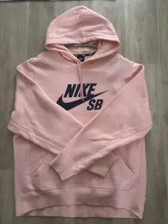Nike SB ピンク フーディ