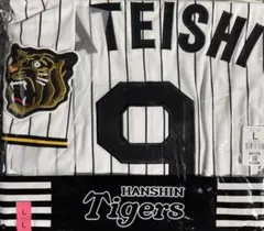 k*様 阪神タイガース　ディベイニー　ホーム　ユニフォーム (L) k*様 阪神タイガース ディベイニー ホーム ユニフォーム (L) - メルカリ