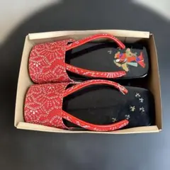 新品未使用品　赤い花柄の木製雪駄