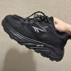 HI-TEC HT HKU16 EASTEND WP 23.5cm スニーカーのサムネイル