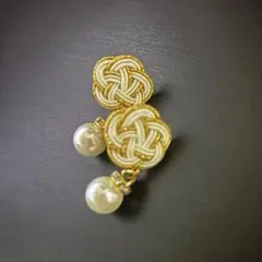 【水引ピアス】梅結び 白×ゴールド