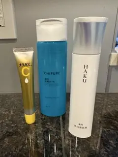使用途中 Haku 美白美容液45g& CHIFURE化粧水& メラノCC美容液