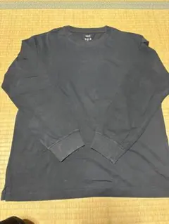UNIQLO ブラック 長袖 Lサイズ