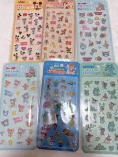 ディズニー　ぷくぷくシール　新品　トイストーリー　モンスターズインク　ミッキー