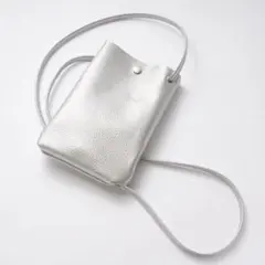 早い者勝ち★日本製★本革 スマホポシェット【ショルダー長さ自由自在調節】シルバー