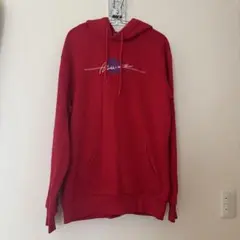 赤いロゴ刺繍パーカーのサムネイル