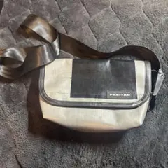 FREITAG メンズ ショルダーバッグ 上451 - メルカリ