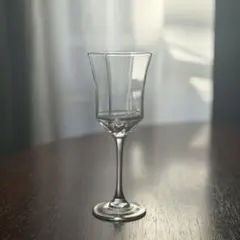 Item thumbnail for item 74782c8a-55fe-4f10-915e-0e0550135f6d