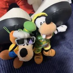 ディズニー　グーフィーぬいぐるみストラップセット