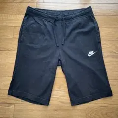 NIKE ブラック ハーフパンツ