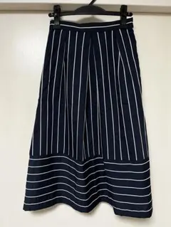 NATURAL BEAUTY BASIC フレアスカートSのサムネイル