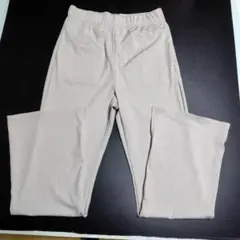 GU リブスリムフレアパンツ