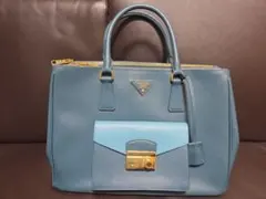 PRADA サフィアーノ ポケット プラダ