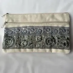 【リメイク】ジップ付ポーチ花柄インド刺繍リボン 161のサムネイル