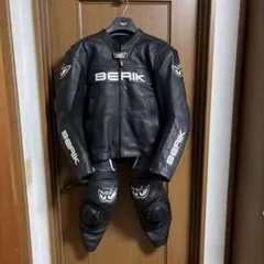 BERIK レザージャケット パンツ セットアップのサムネイル
