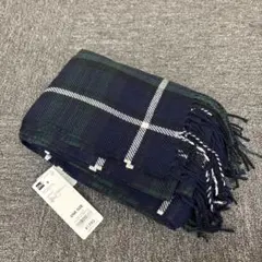 即決 新品 タグ付き GU ジーユー スタイルヒートチェックストールのサムネイル