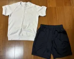 130cm体操服上下セット 白いTシャツと紺色ショートパンツ