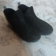 黒 スエード ショートブーツ フラットヒール