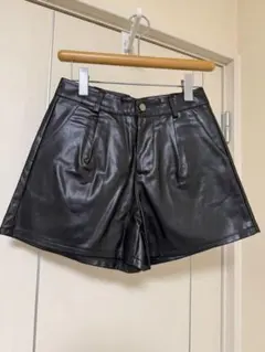GRL レザーショートパンツ
