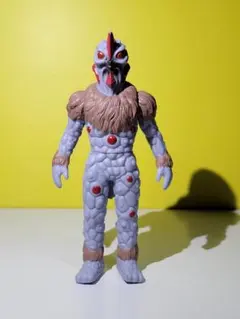 希少 ナックル星人 ソフビ 特撮 ウルトラマンシリーズ 怪獣 ブルマァク 円谷 Yahoo!オークション -「ナックル星人ソフビ」の落札相場・落札価格
