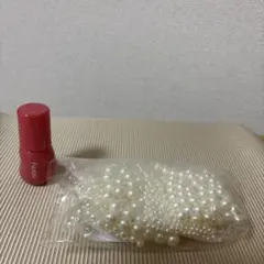 ホワイトプラスチックパールビーズ多数