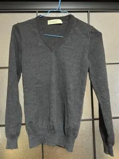 BEAUTY YOUTH ダークグレー Vネック ニット