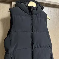 GUブラック フード付きダウンベスト 中綿
