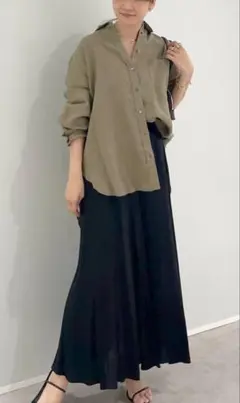 タイムセール　美品・未着用タグ付き　バビロンビッグシルエットリネンシャツのサムネイル