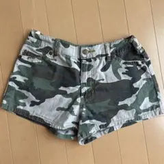 値下げ　迷彩柄　ショートパンツ 140 ショーパン