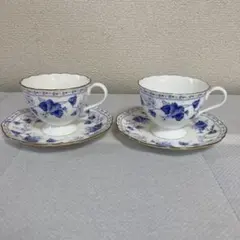 【再値下げ】NARUMI 青い花柄の陶磁器製カップとソーサー2客セット