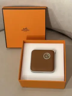 2025年最新】HERMES モバイルバッテリーの人気アイテム - メルカリ