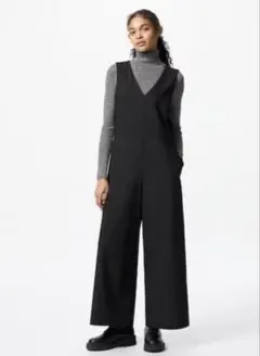 新品未使用　UNIQLO ジャンプスーツ　Sサイズ