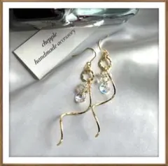 No.951 クリスタルピアス　スワロフスキーピアス　ハンドメイドイヤリング