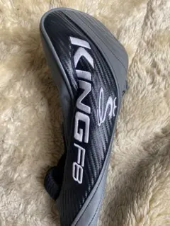 コブラ　キングF8 FW用ヘッドカバー