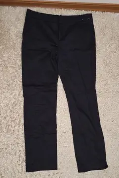 UNIQLO ブラック スラックス