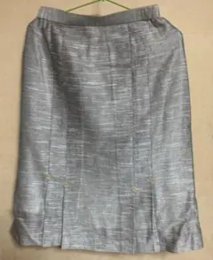 レディース　シルバー プリーツ付きスカート