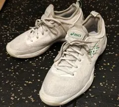 asics バスケットボールシューズ ホワイト　23cm