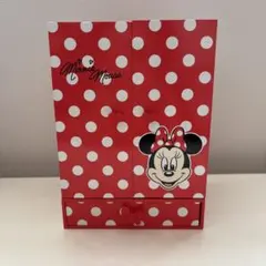 ディズニーリゾート　ミニーマウス ミラー付きアクセサリーボックス