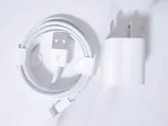 【新品未使用】Apple iPhone 純正 充電器のサムネイル