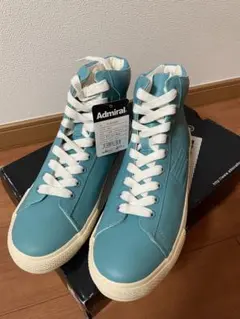 新品 スニーカー