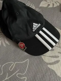 adidas ベースボールキャップ ブラック　マーカークリップ付