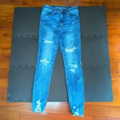 AMERICAN EAGLE OUTFITTERS スキニーデニム US 4