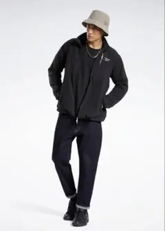 【新品未使用】リーボック クラシックスキャンピングポーラーフリースジャケット