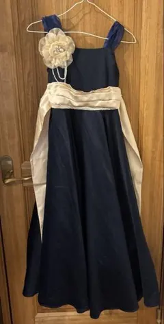 Item thumbnail for item e56444a0-d5a6-475d-a0bc-9f11bcb09a33