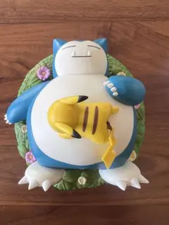 ポケモン　ピカチュウ＆カビゴン