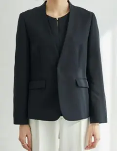 【美品】ノーラペルジャケット（360°ウルトラストレッチ）ブラック〈手洗い可能〉