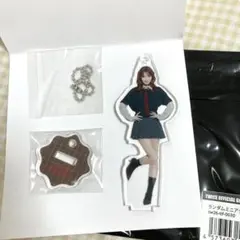 TWICE モモ　ランダムミニアクリルスタンドチャーム　POPUP