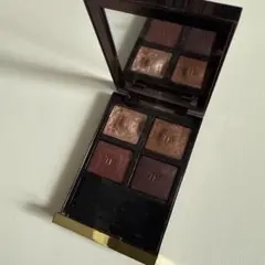 トムフォード アイシャドウパレット 04 HONEYMOON